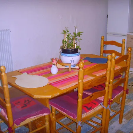 Au Fil De L'eau La Apartment